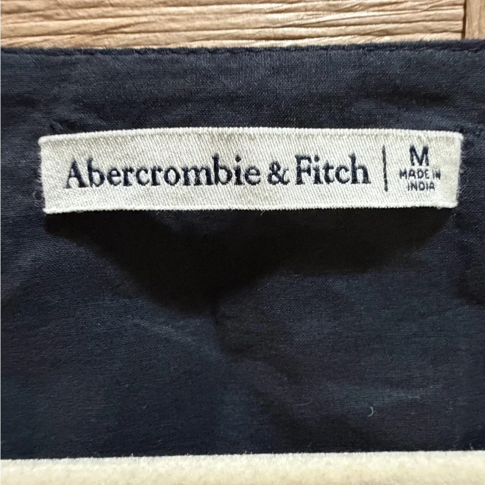 Abercrombie & Fitch Puff Sleeve Crop Top Plunge Neckline 100% cotton M Coquette